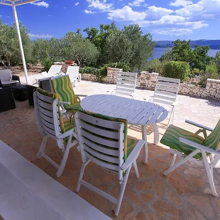 Holiday home Robinson Jimi *