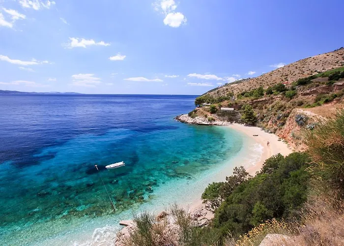 Robinson Jimi Semesterbostad Nerezisca